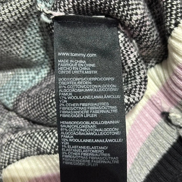 Tommy Hilfiger Wool Blend knit,scoop neck pullover,snowflake,metallic threads - Picture 10 of 11